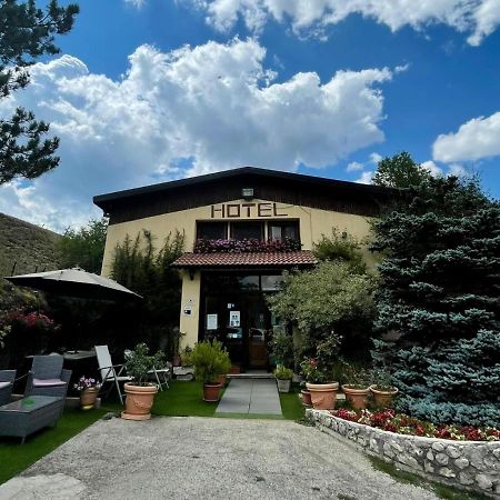 La Panoramica 89 Hotel Пескасероли Екстериор снимка