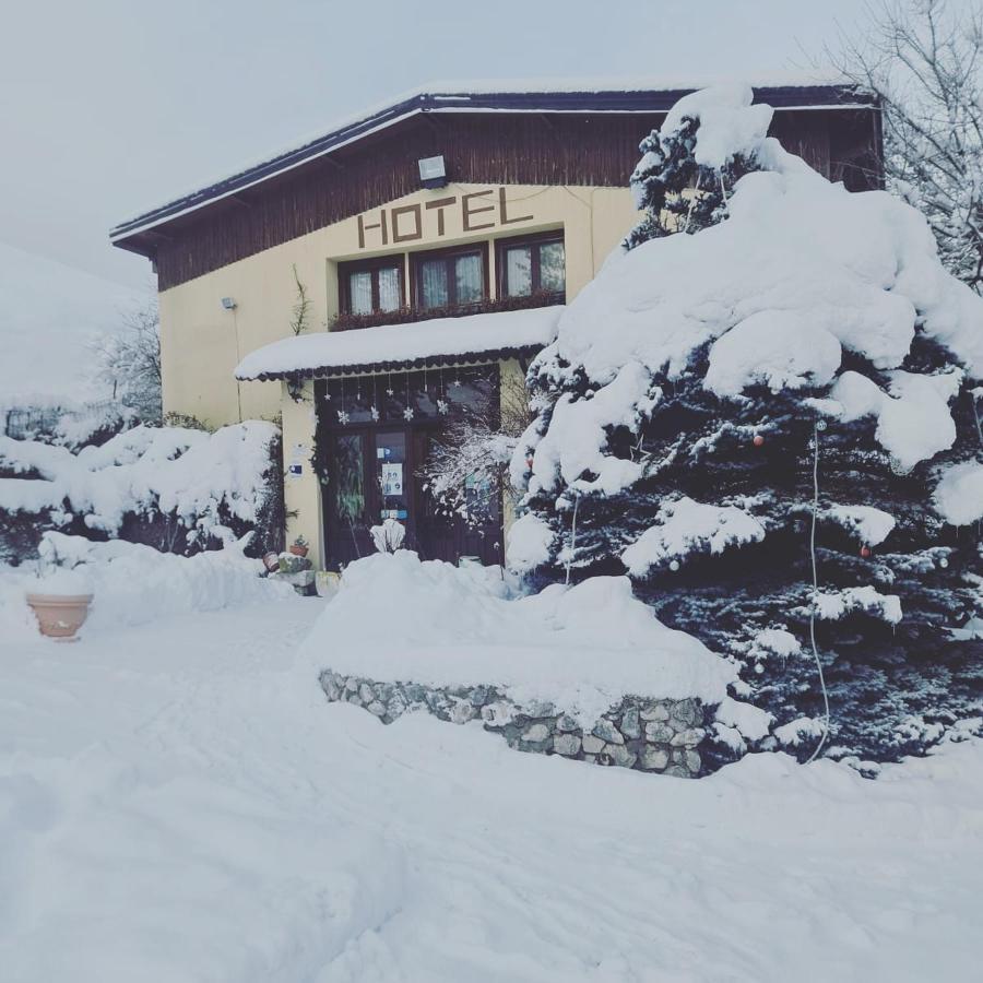 La Panoramica 89 Hotel Пескасероли Екстериор снимка